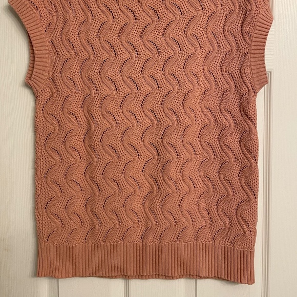 LOFT Sleeveless Tunic Sweater - Picture 8 of 8